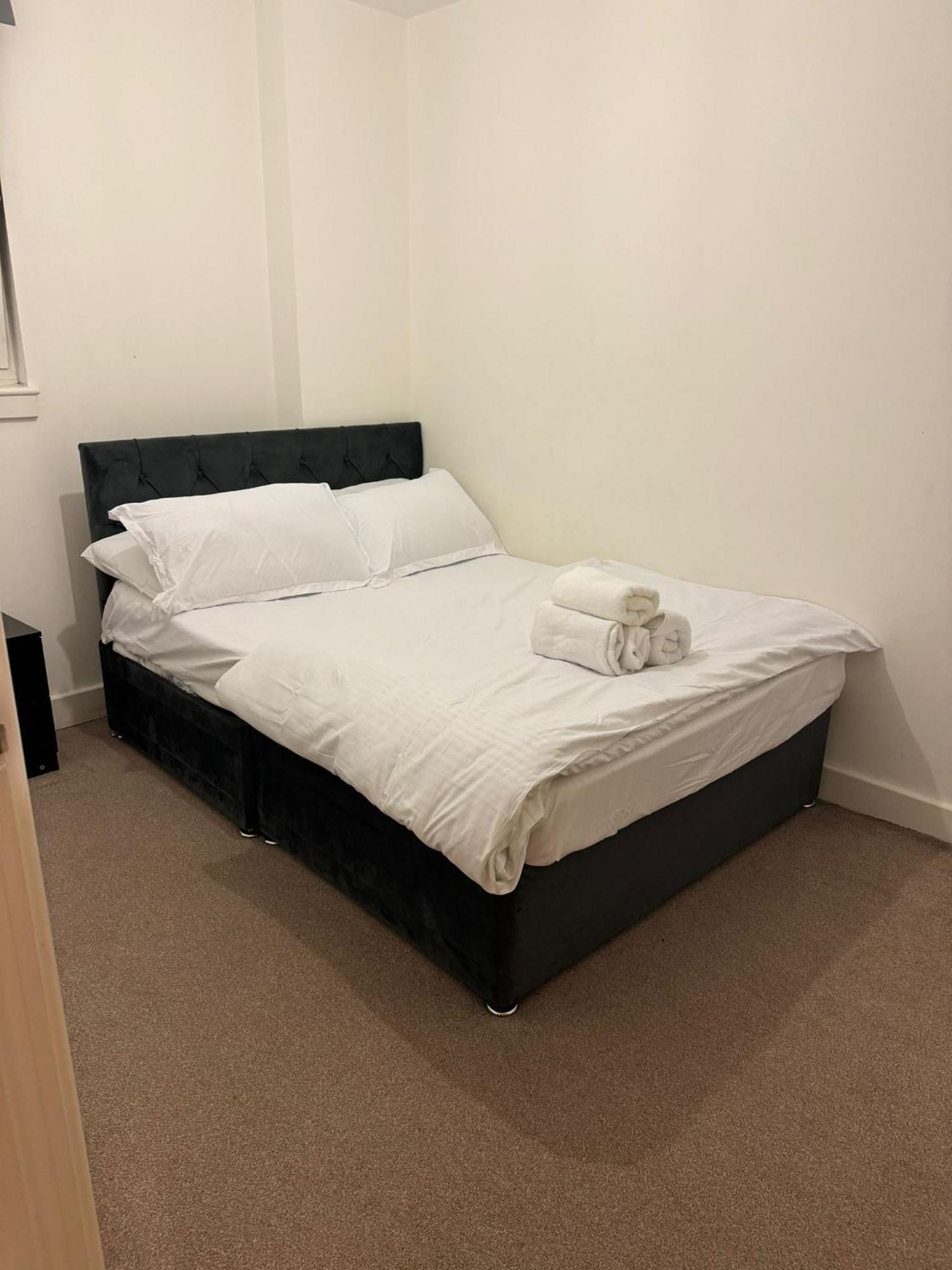 Spacious 2 Bedrooms Apartment In Stratford London Exterior foto